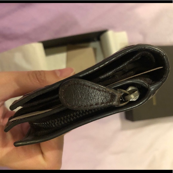 Bottega vaneta classic wallet - Picture 4 of 9